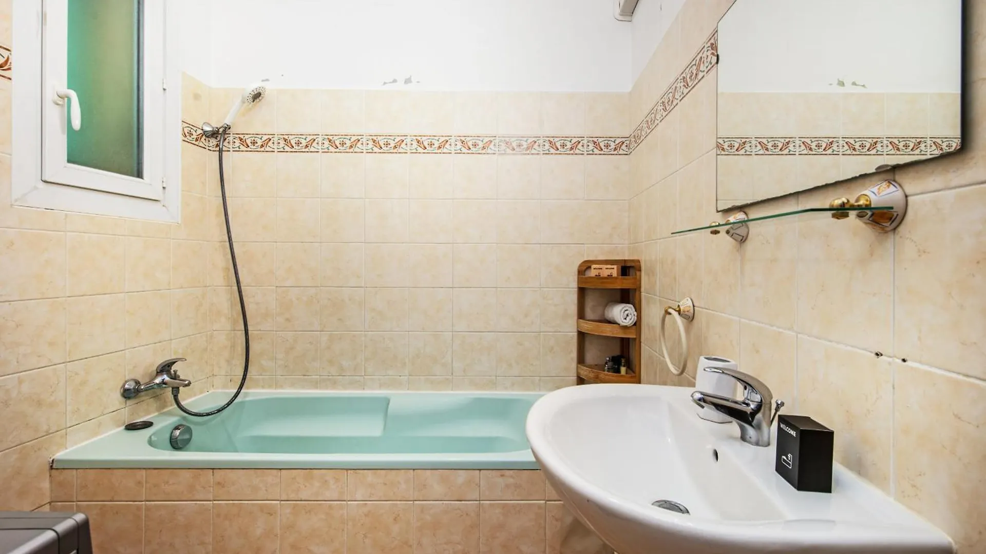 Beautiful & Large Sea View Apartment Menton Frankrike